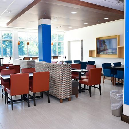 Holiday Inn Express & Suites - Bensenville - O'Hare By Ihg Екстер'єр фото